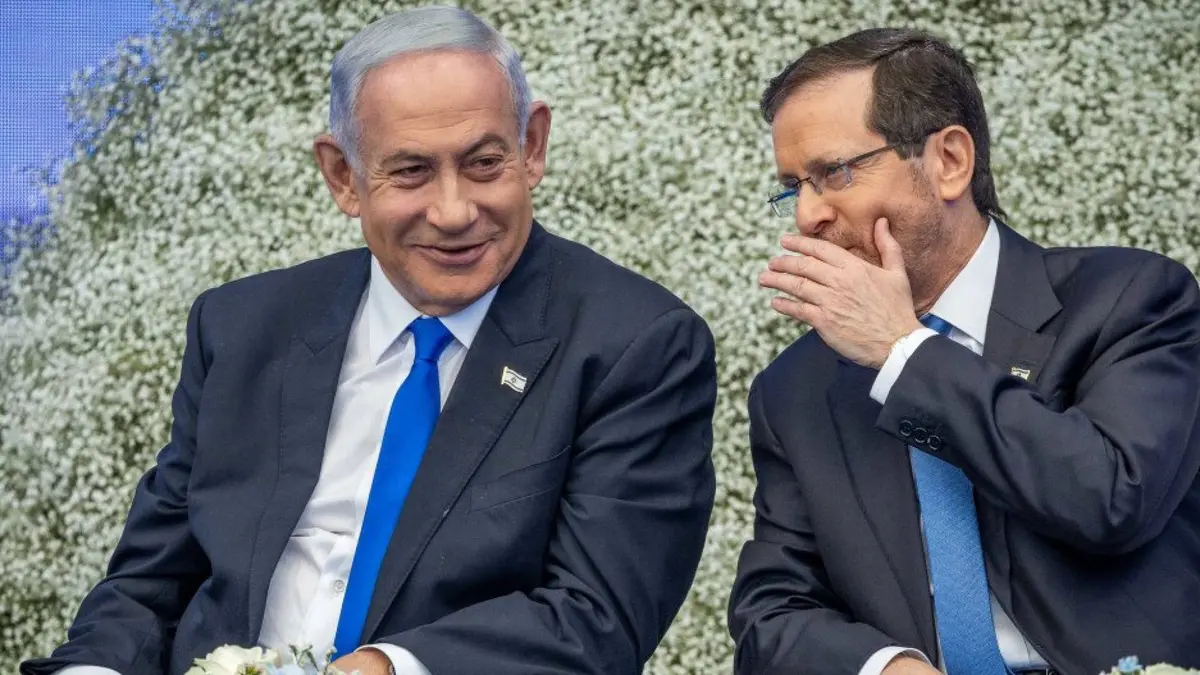 ترمب يهدد هرتسوغ بـ"الفضيحة": اعف عن نتنياهو فورا