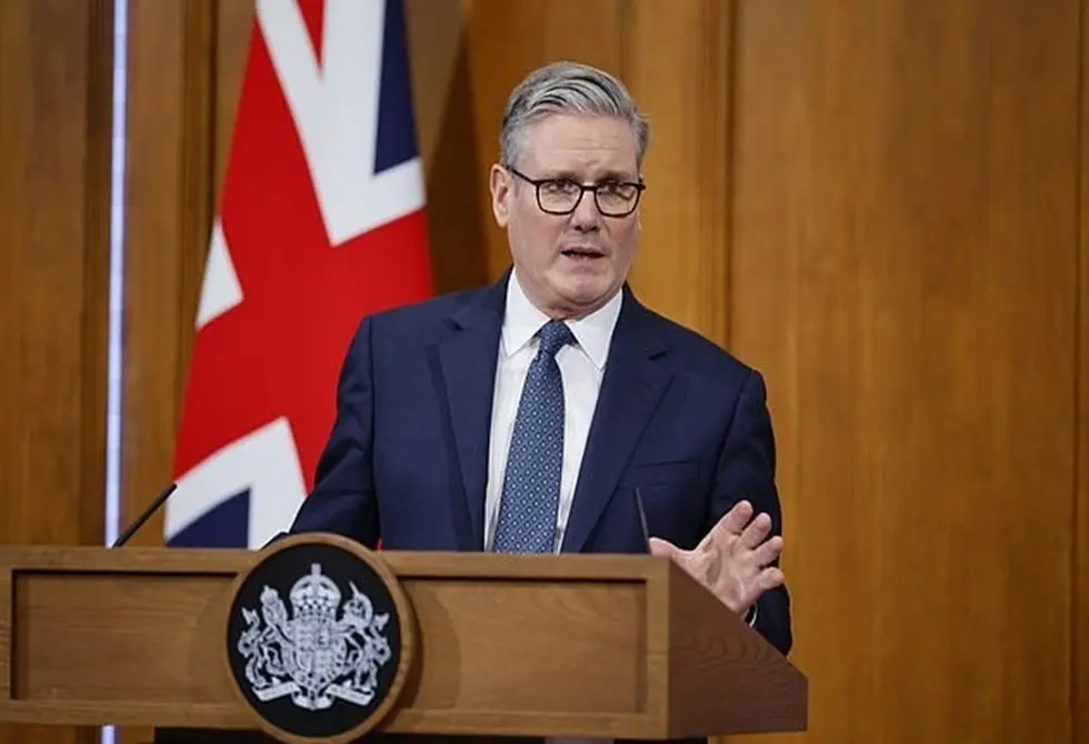 ستارمر: نعزز دفاعاتنا في الخليج استجابة لطلبات الحلفاء ولن ننخرط في الحرب على إيران