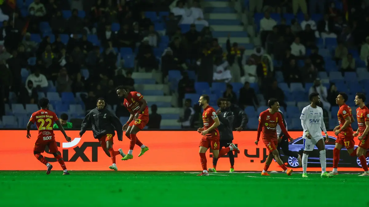 بطلب خيالي.. نجم القادسية يثير الشكوك حول مستقبله بعد عرض الهلال