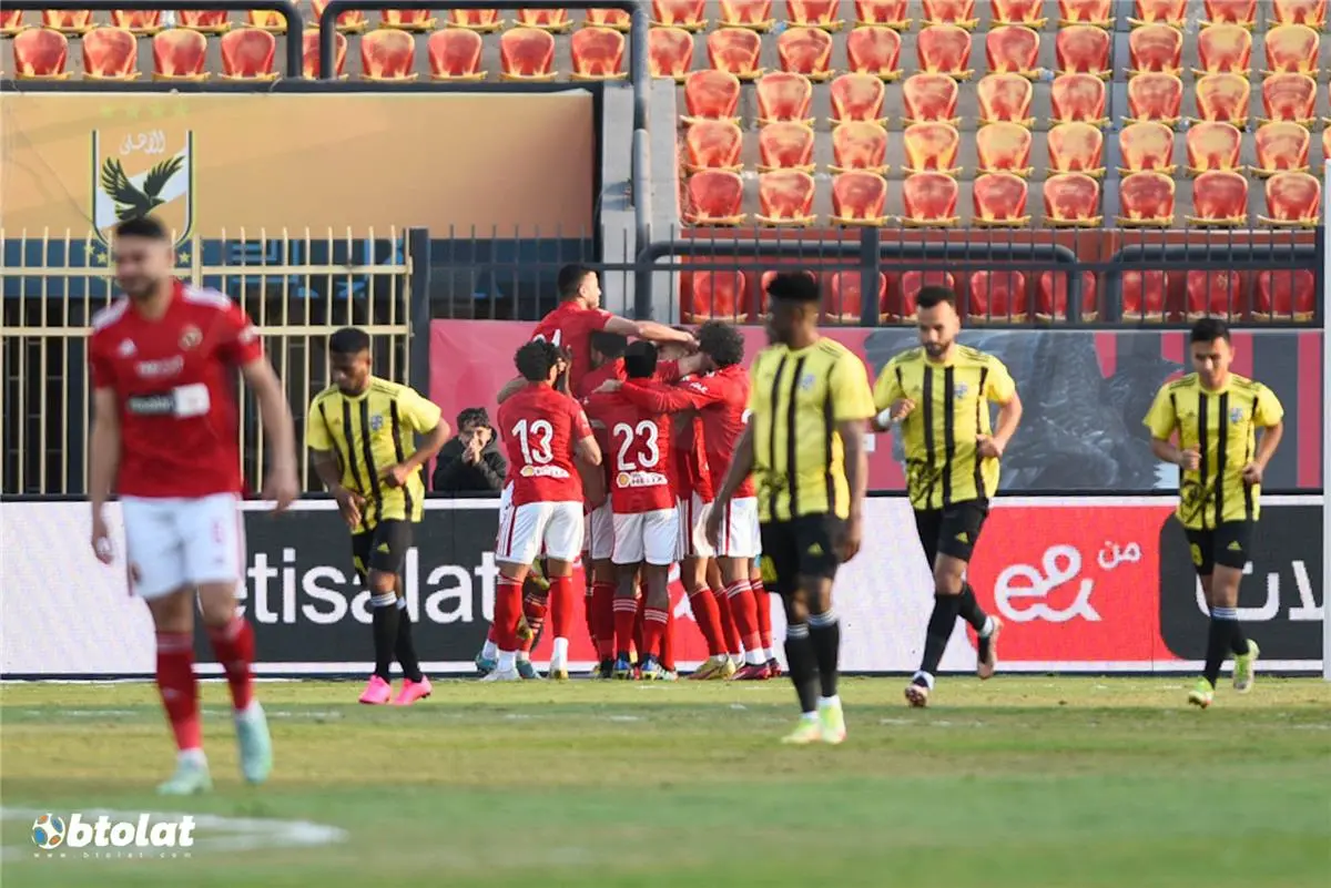 مواعيد مباريات اليوم الخميس 5-3-2026 والقنوات الناقلة.. الأهلي يواجه المقاولون العرب وبيراميدز أمام حرس الحدود