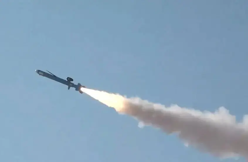 القوات الإماراتية تعلن تدمير 6 صواريخ باليستية و125 طائرة مسيرة إيرانية