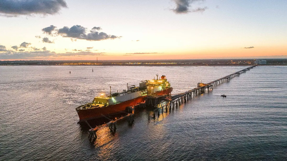 "أنهار الذهب الأسود تظهر في مصر".. آبار جديدة تدخل خريطة الإنتاج