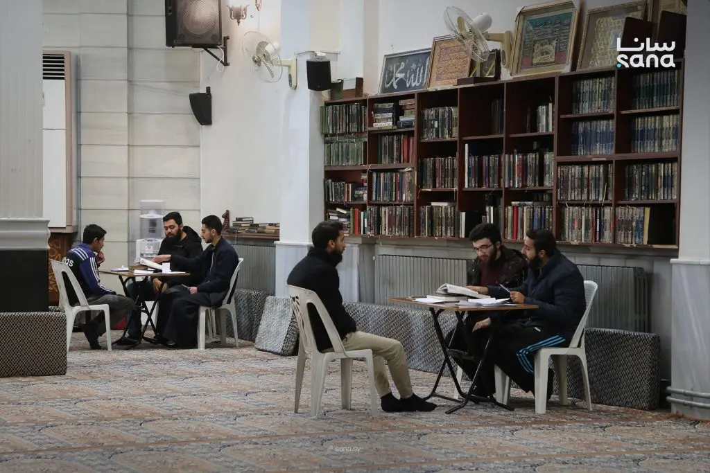 اختبار تمهيدي لفعالية "يوم الهمة القرآني" في حمص بمشاركة واسعة من حفظة القرآن