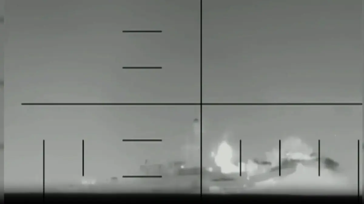 تفاصيل إغراق الفرقاطة الإيرانية "دينا" بطوربيد أطلقته غواصة أمريكية