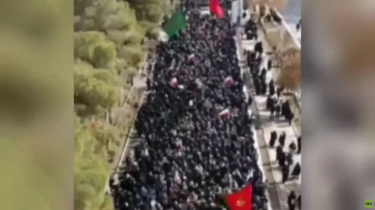 إيران.. تشييع قتلى الضربات الإسرائيلية الأمريكية في مدينة كرمان