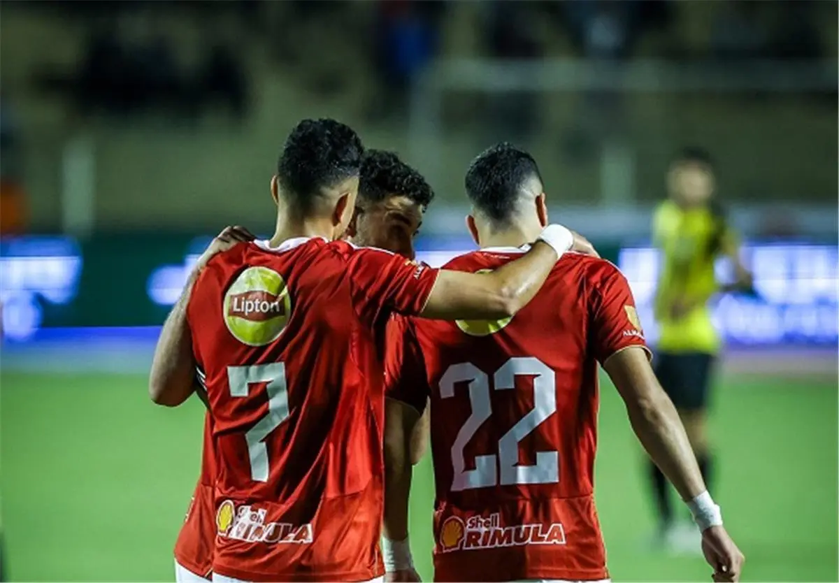 إمام عاشور يسجل هدف الأهلي الثاني أمام المقاولون العرب