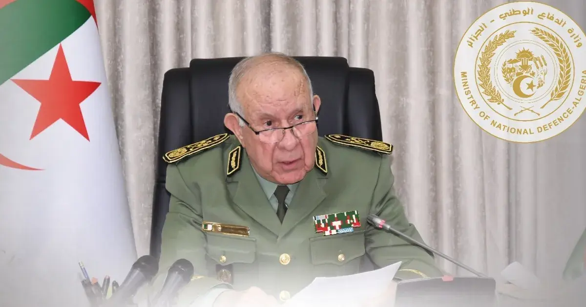 الجزائر: تحطم طائرة عسكرية يودي بحياة جنديين اثنين