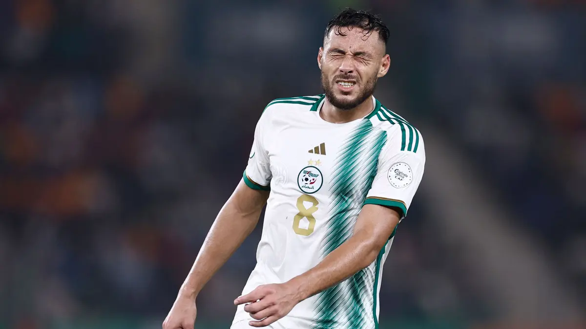 حلم 2026 يتعثر.. عقوبة صادمة تلاحق يوسف بلايلي