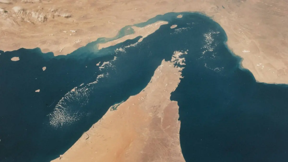 أزمة إمدادات "زيت الوقود" تضرب أسواق آسيا مع شلل الحركة في مضيق هرمز