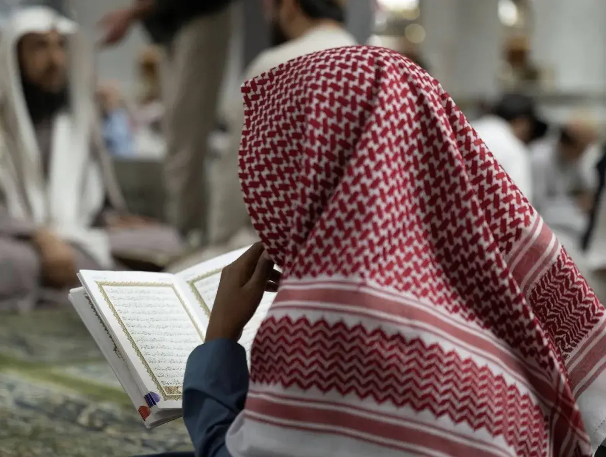 حلقات المسجد النبوي... أعلى الأسانيد المتصلة تاريخياً في تعليم ⁧‫القرآن الكريم‬⁩ والسنة النبوية