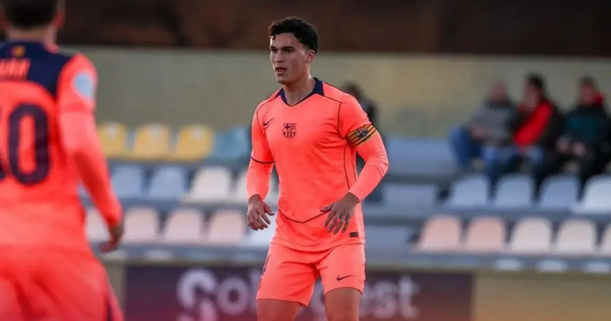 هانزي فليك يضم قائد برشلونة الرديف إلى صفوف الفريق الأول