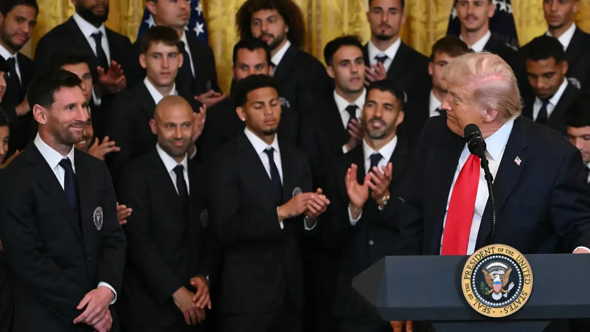 "تعادلتم مع أفضل نادٍ مصري".. ماذا قال ترامب لميسي وزملائه في إنتر ميامي عن الأهلي؟