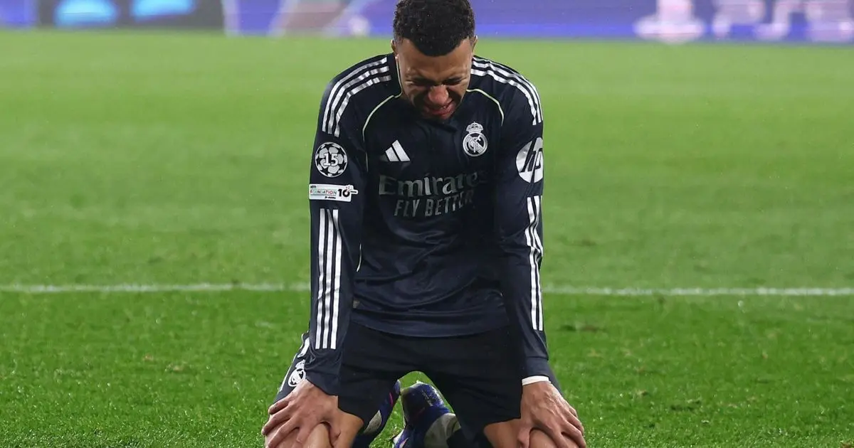 تعرف على وصية "الطبيب المعجزة" لعلاج إصابة كيليان مبابي