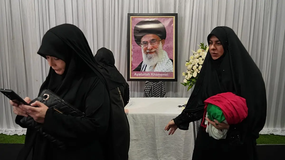 خديعة "السبت اليهودي".. ما تفاصيل الـ24 ساعة الأخيرة التي سبقت اغتيال المرشد الإيراني؟