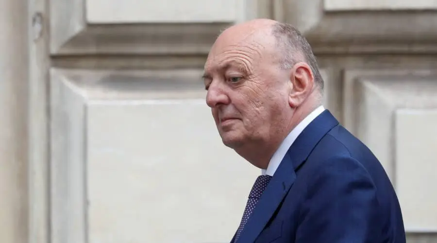 وزير الطاقة الإيطالي: نبحث عن مصادر بديلة للغاز الطبيعي