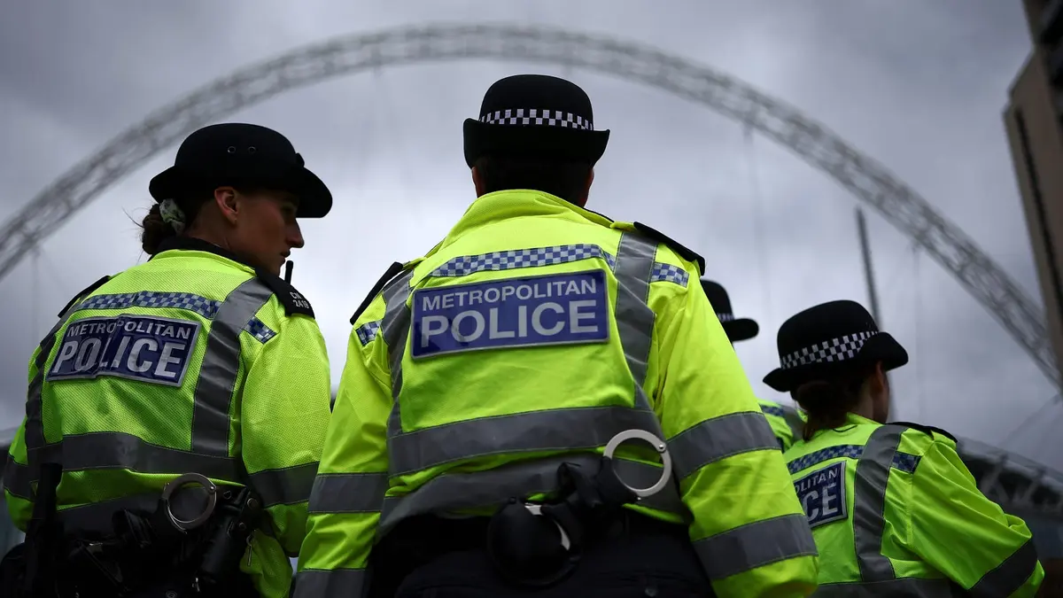 للاشتباه بتجسسهم لصالح إيران.. شرطة بريطانيا تقبض على 4 أشخاص