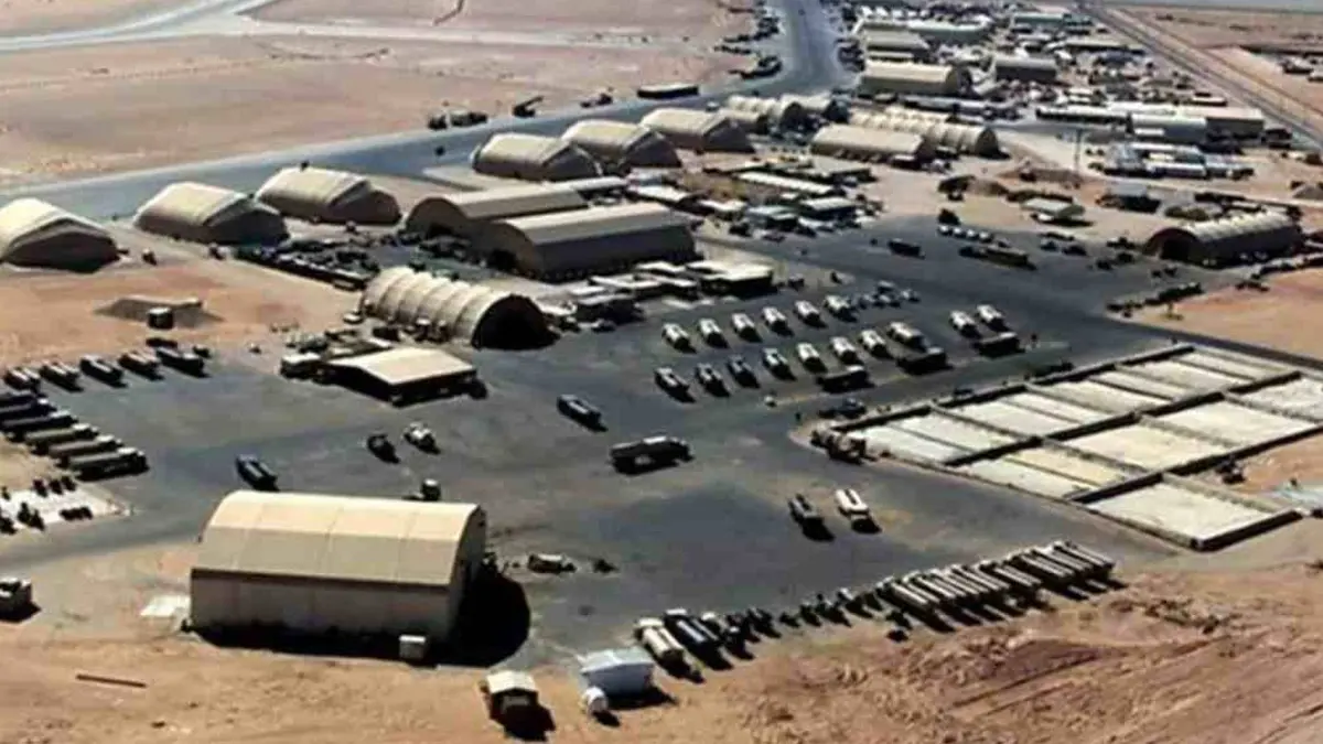 الدفاع السعودي يعلن اعتراض صاروخين باليستيين و4 مسيرات استهدفت قاعدة جوية وحقلا نفطيا