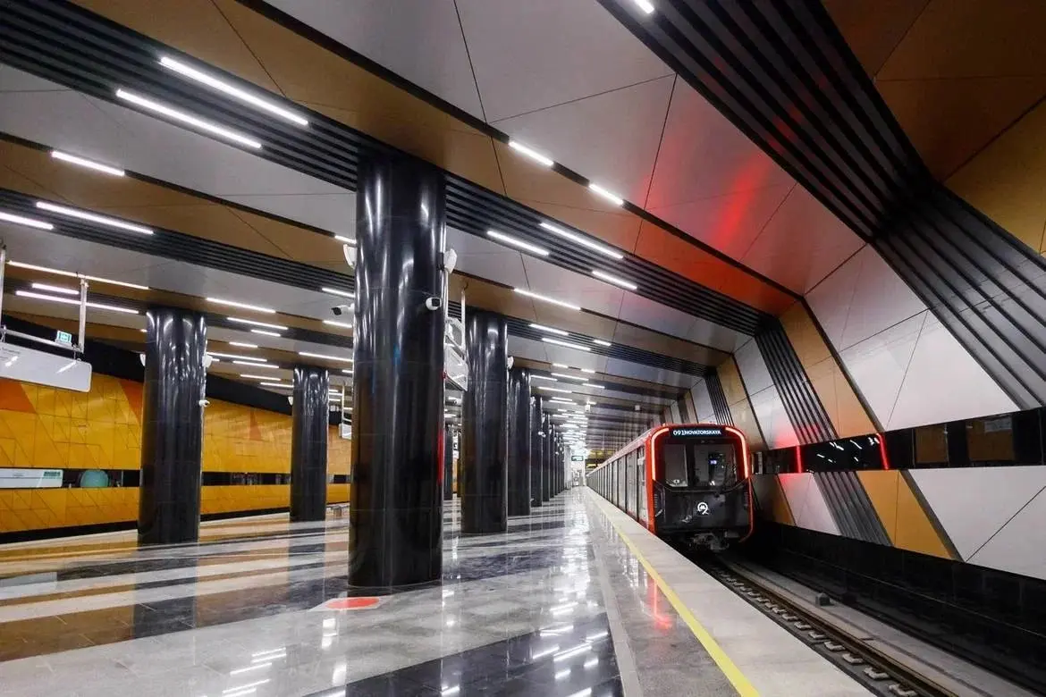 هاشتاق عربي - النقل الذكي.. موسكو تدشن أول قطار آلي بدون سائق