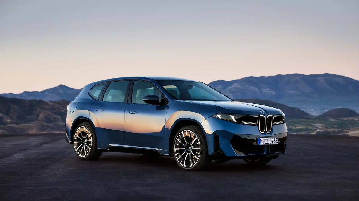 مصمم سابق لـ بي إم دبليو ينتقد تصميم iX3 الجديدة