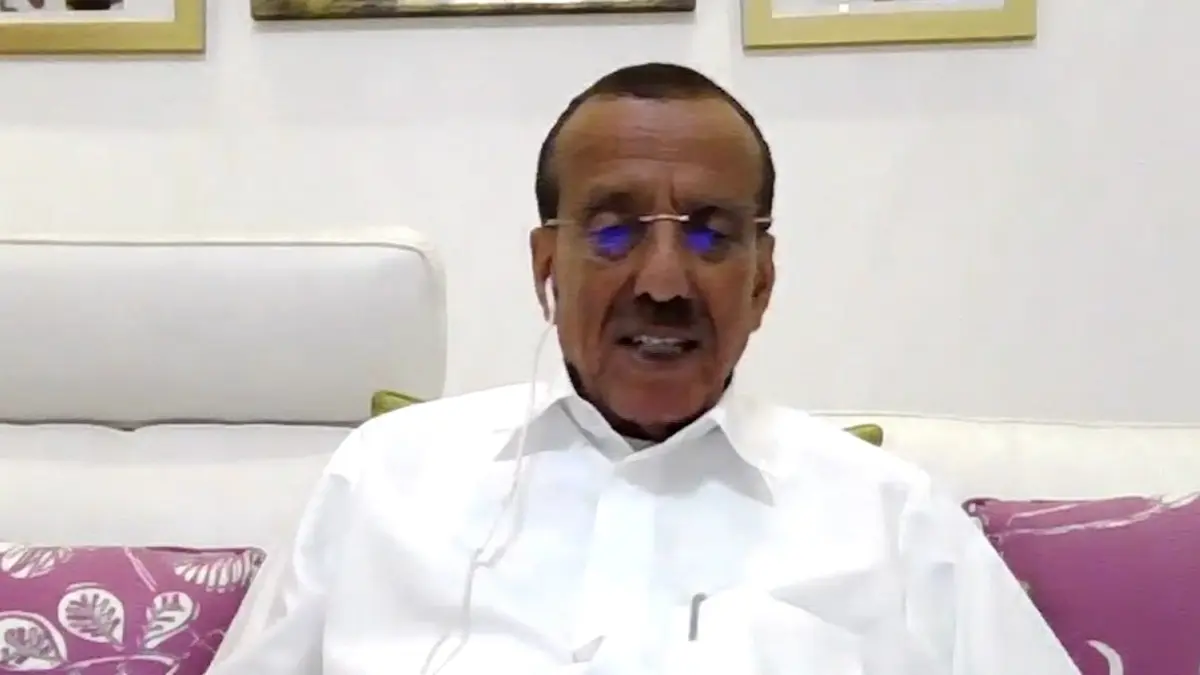 خلف الحبتور منتقدًا حرب ترامب على إيران: لا يمكنك أخذ كل شيء بالقوة