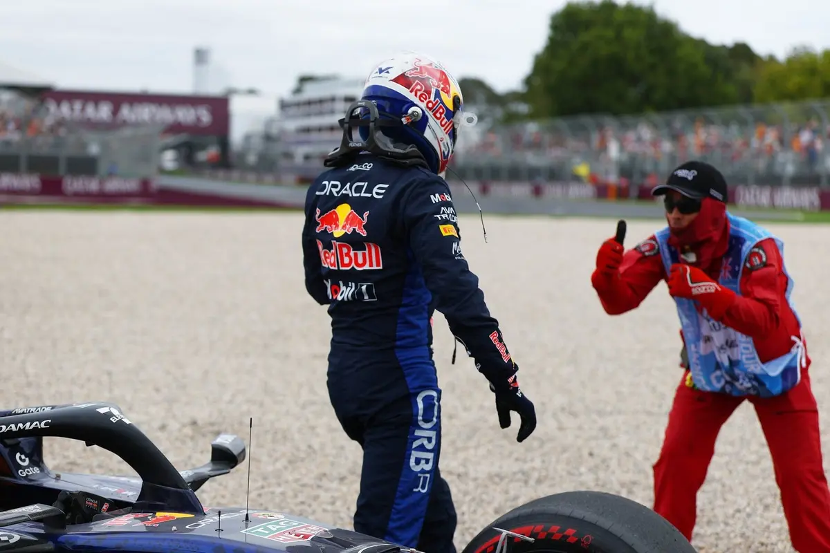 Max Verstappen had X-ray on hands after Melbourne F1 qualifying crash