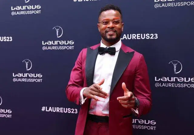 إيفرا ينتقد نجوم مان يونايتد السابقين