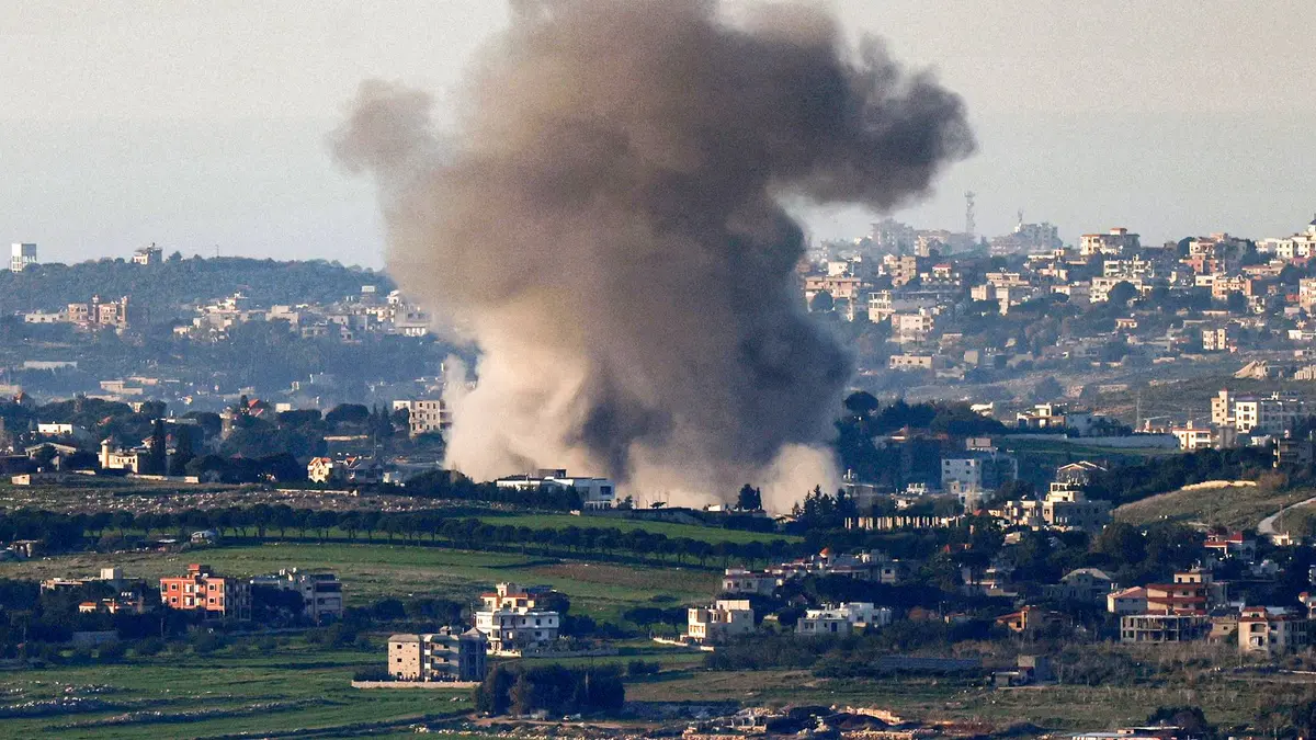 الصحة اللبنانية: 12 شهيدا و33 جريحا في حصيلة أولية لغارات الاحتلال على النبي شيت