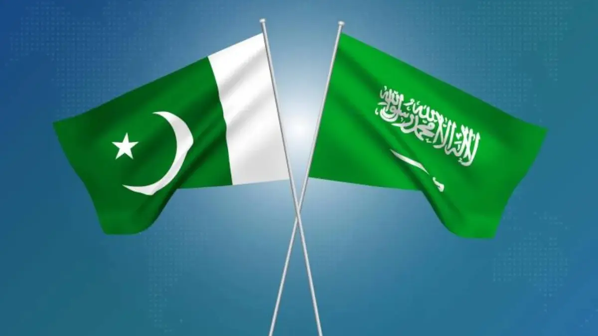 وزير الدفاع السعودي: بحثت مع قائد الجيش الباكستاني اعتداءات إيران على السعودية في إطار اتفاق الدفاع المشترك