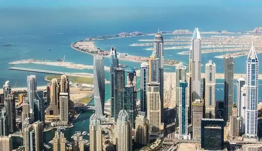 «فيتش»: شركات التطوير السكني في الإمارات مرنة مالياً