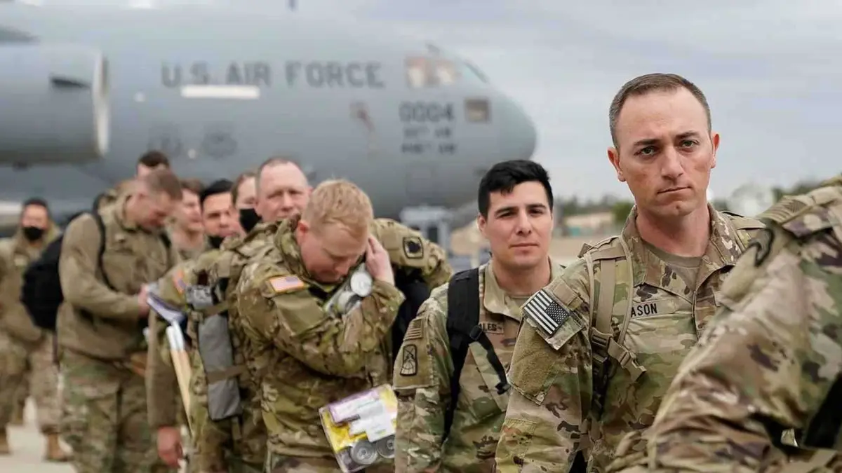 واشنطن بوست: إلغاء مفاجئ لتدريبات "نخبة المظليين" وتوقعات بنشرهم في الشرق الأوسط