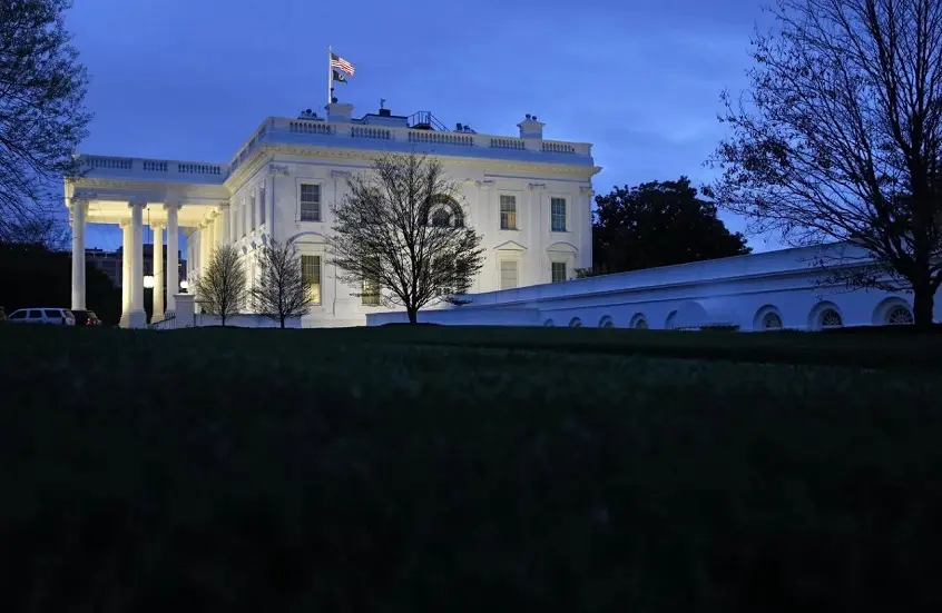 من يملك القرار بإعلان نهاية الحرب على إيران؟.. البيت الأبيض يجيب