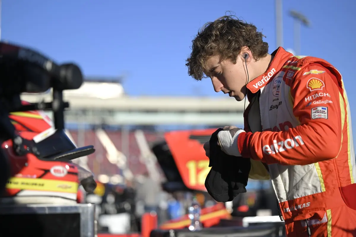 David Malukas earns Phoenix IndyCar pole as Will Power crashes hard in qualifying
