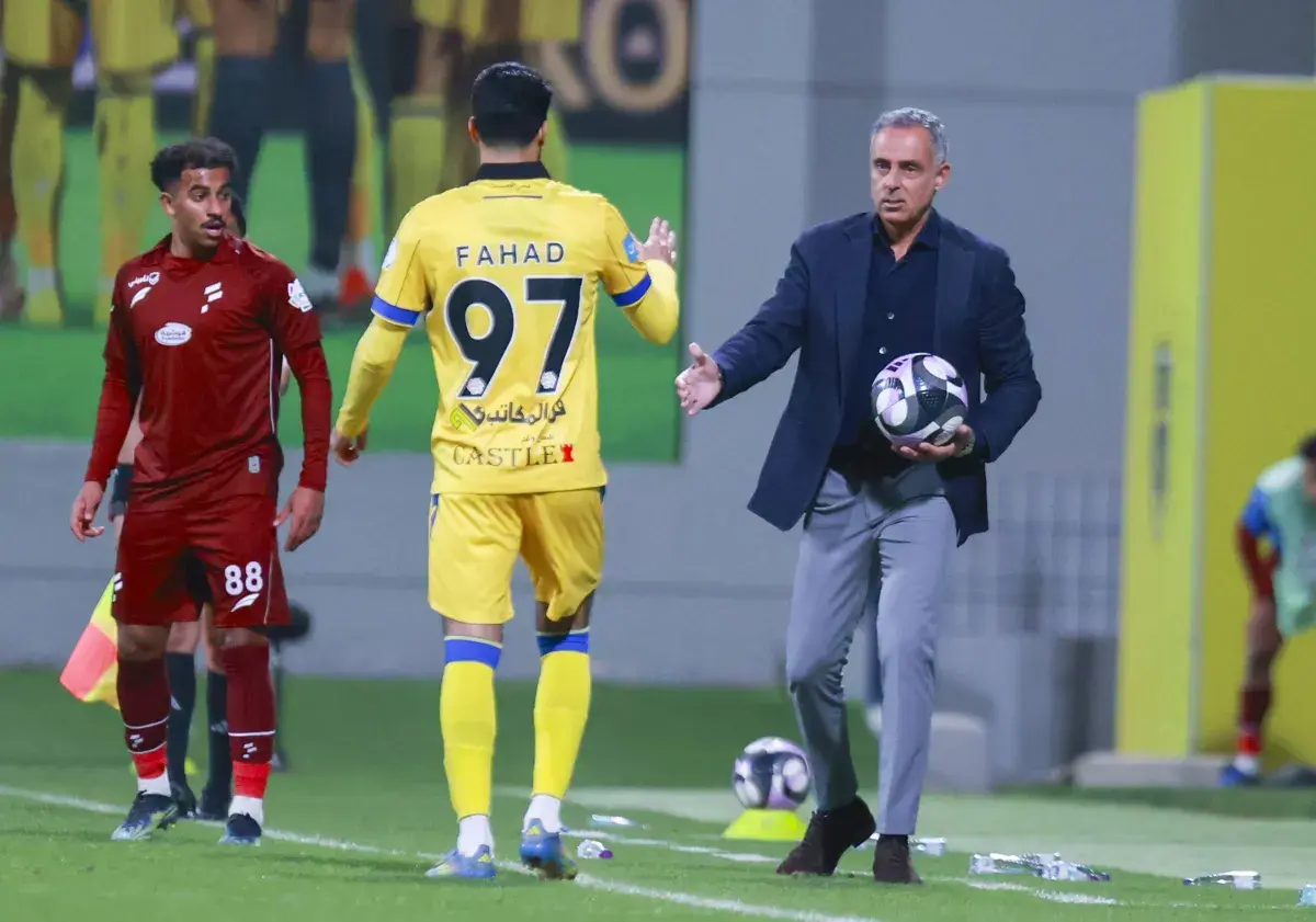 غوميز: الغيابات فرضت علينا أسلوب الدفاع أمام التعاون