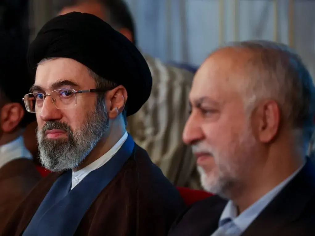 طهران تستعد لإعلان المرشد الجديد... «خامنئي آخر في الطريق»