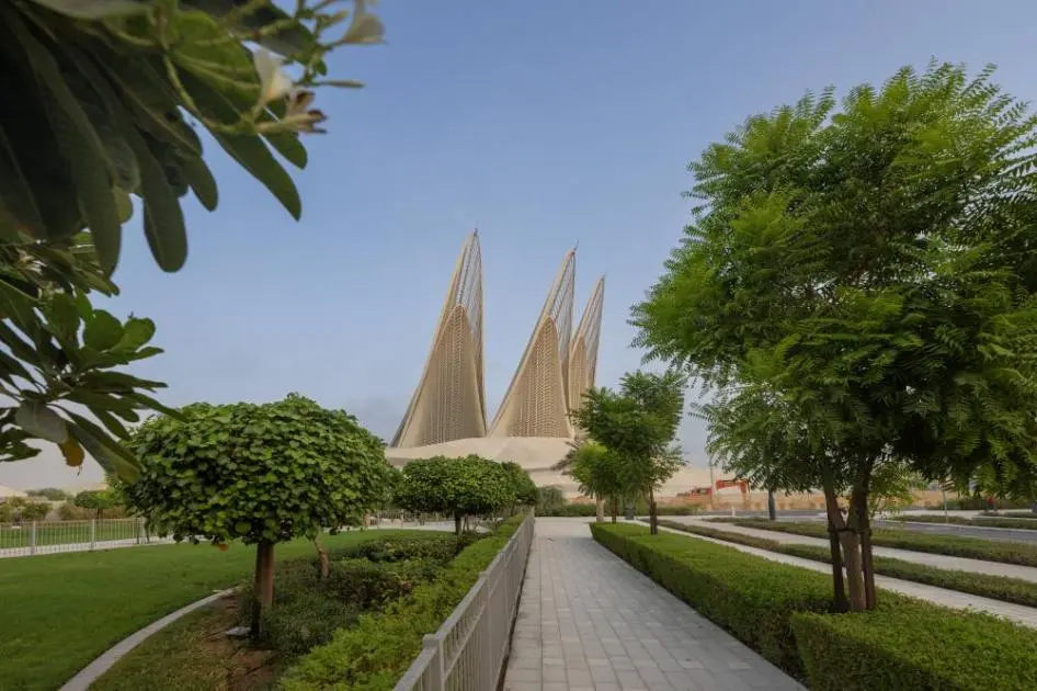 «سياحة أبوظبي»: فعاليات القطاع تواصل أنشطتها الاعتيادية