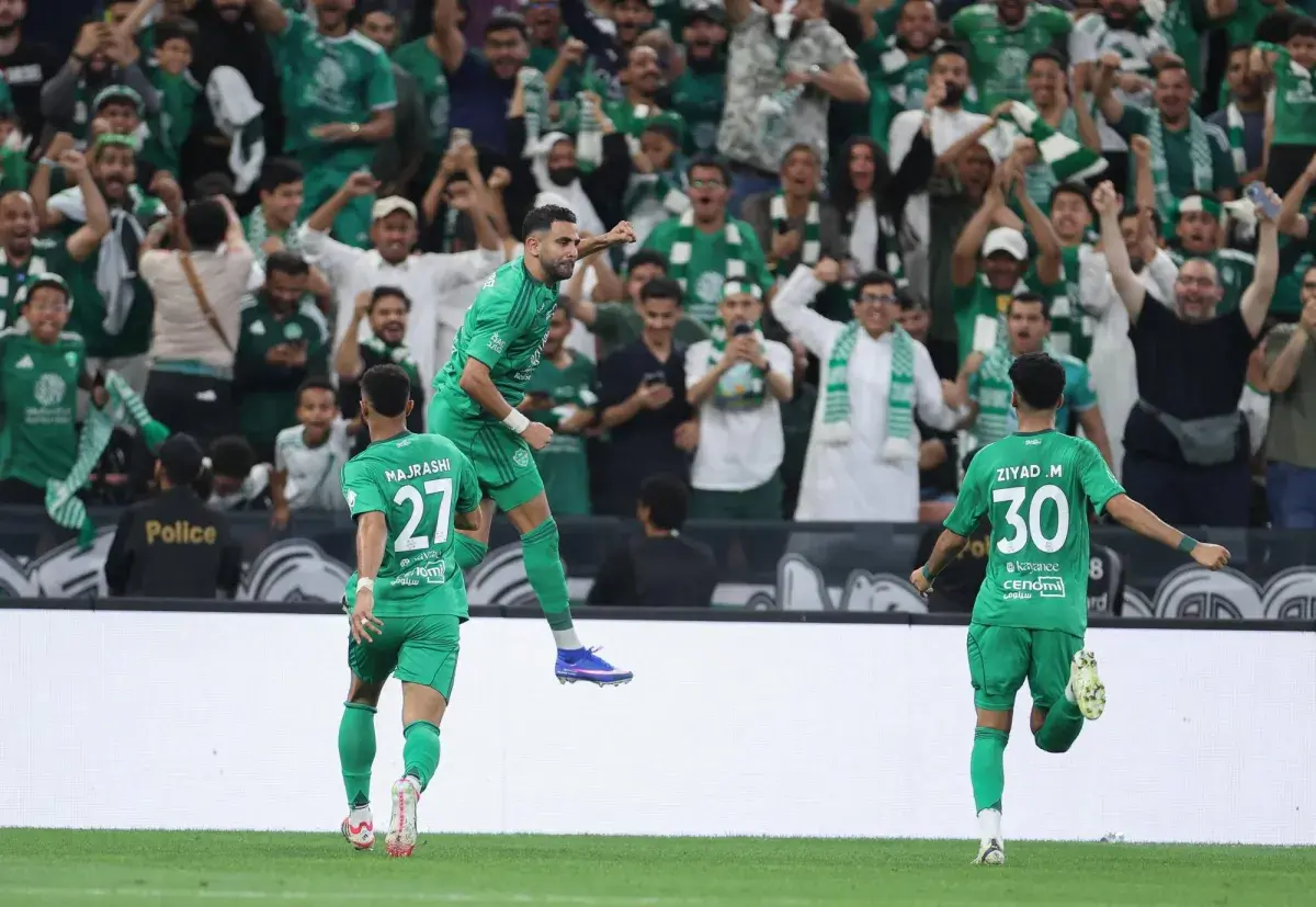 في ليلة بطلها محرز... ديربي جدة «أخضر»