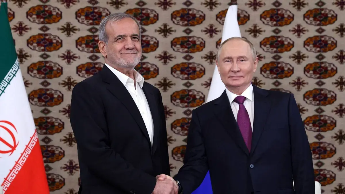 مسعود بزشكيان و فلاديمير بوتين في اتصال هاتفي: رسالة تضامن روسية لإيران