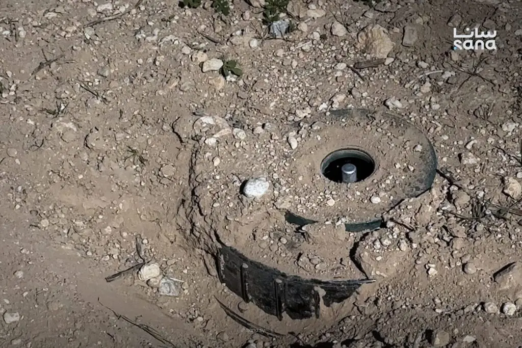 وفاة شاب وإصابة آخرين بانفجار لغمين في ريف اللاذقية