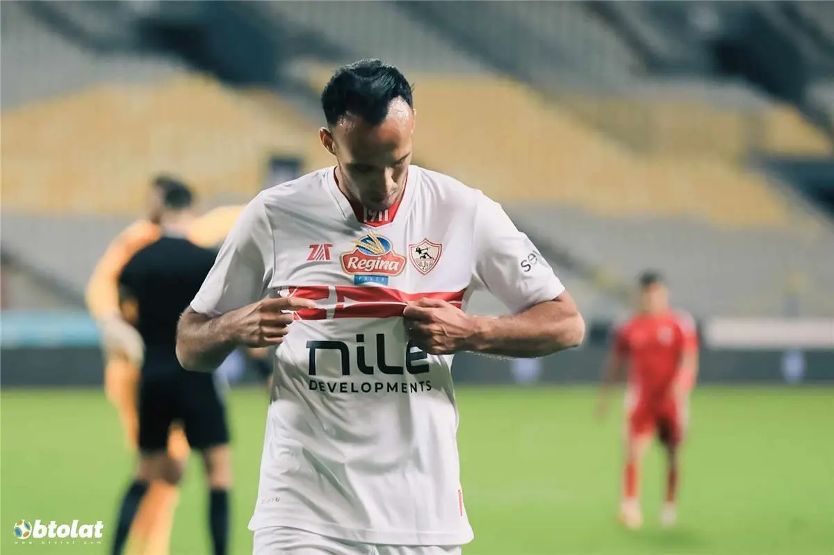 برأسية رائعة.. ناصر منسي يسجل هدف الزمالك الأول أمام الاتحاد