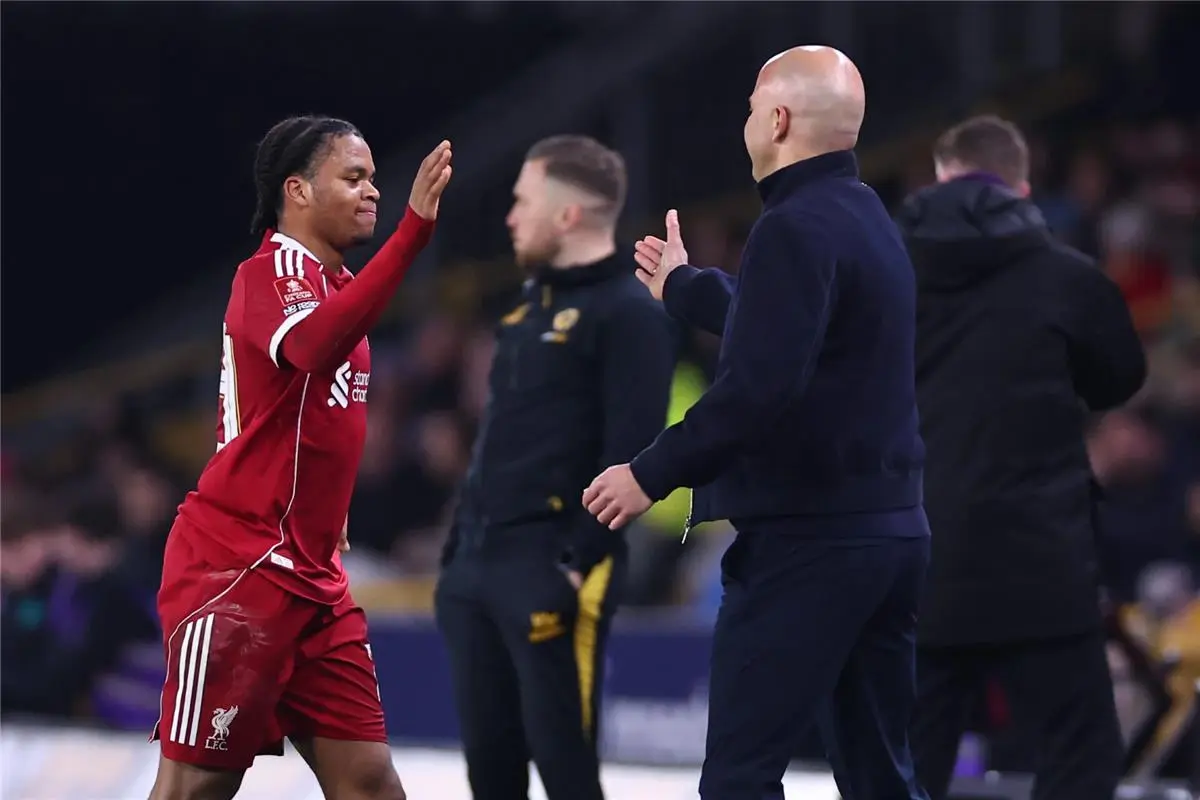 سلوت يتحدث عن محمد صلاح بعد الفوز على ولفرهامبتون ويعترف: أمر ما أحبطني