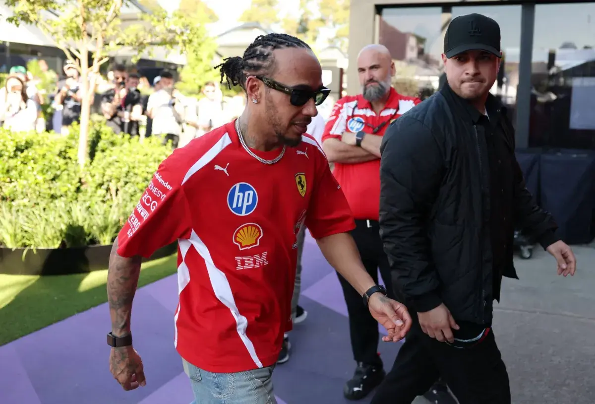 «جائزة أستراليا»: هاميلتون «مستاء» لانطلاقه من المركز السابع