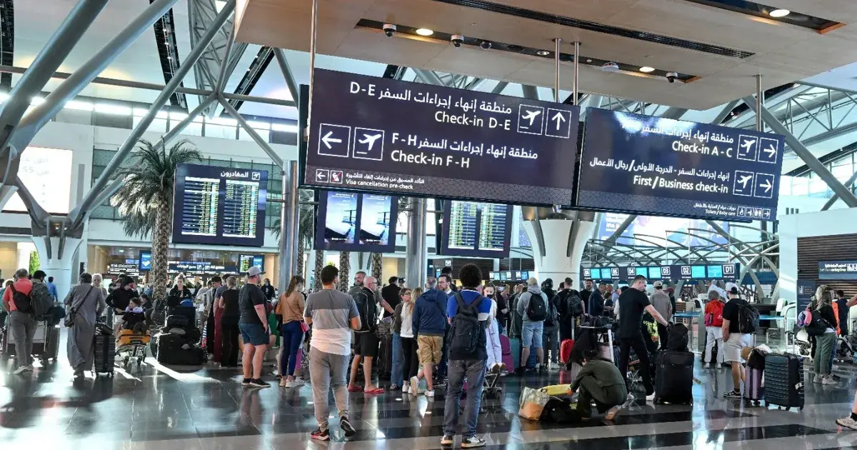 عودة تدريجية لحركة الطيران بمنطقة الخليج في ثامن أيام حرب إيران