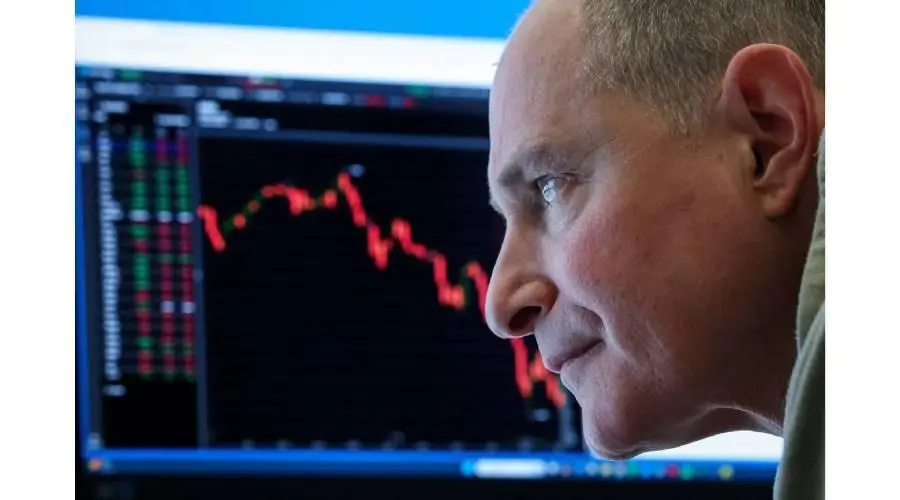 تحت ضغوط النفط وضعف سوق العمل خسائر أسبوعية قياسية للأسهم العالمية