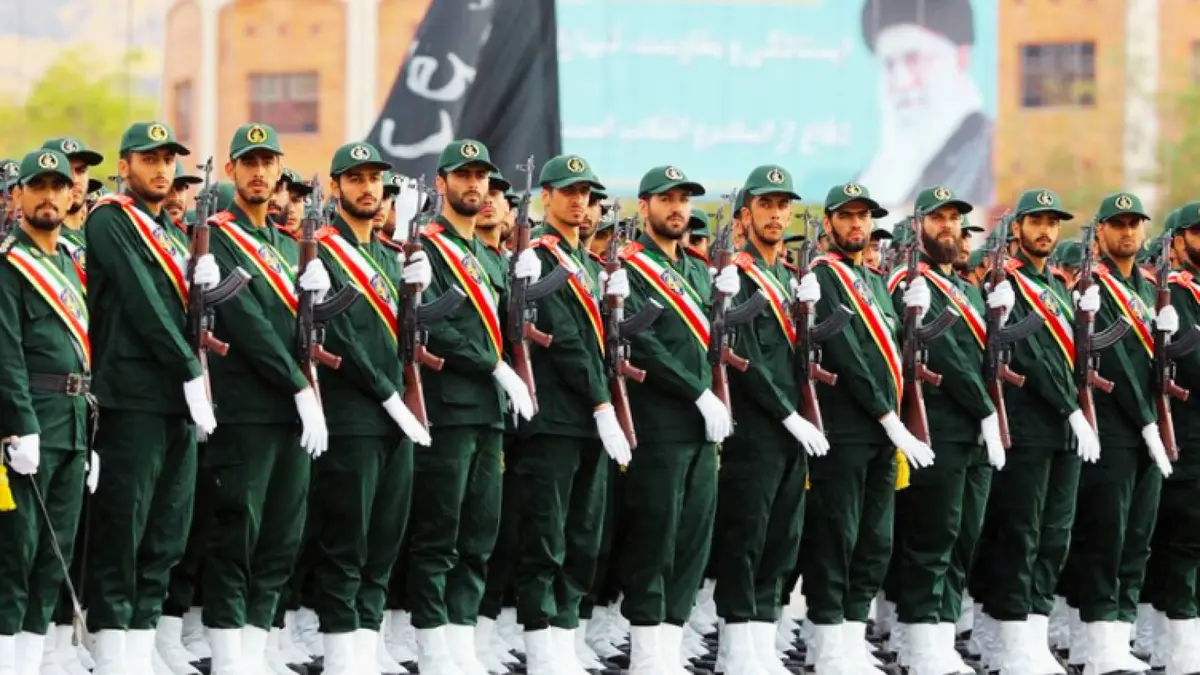 القوات المسلحة الإيرانية تهدد الحركات الانفصالية بالقوة المفرطة