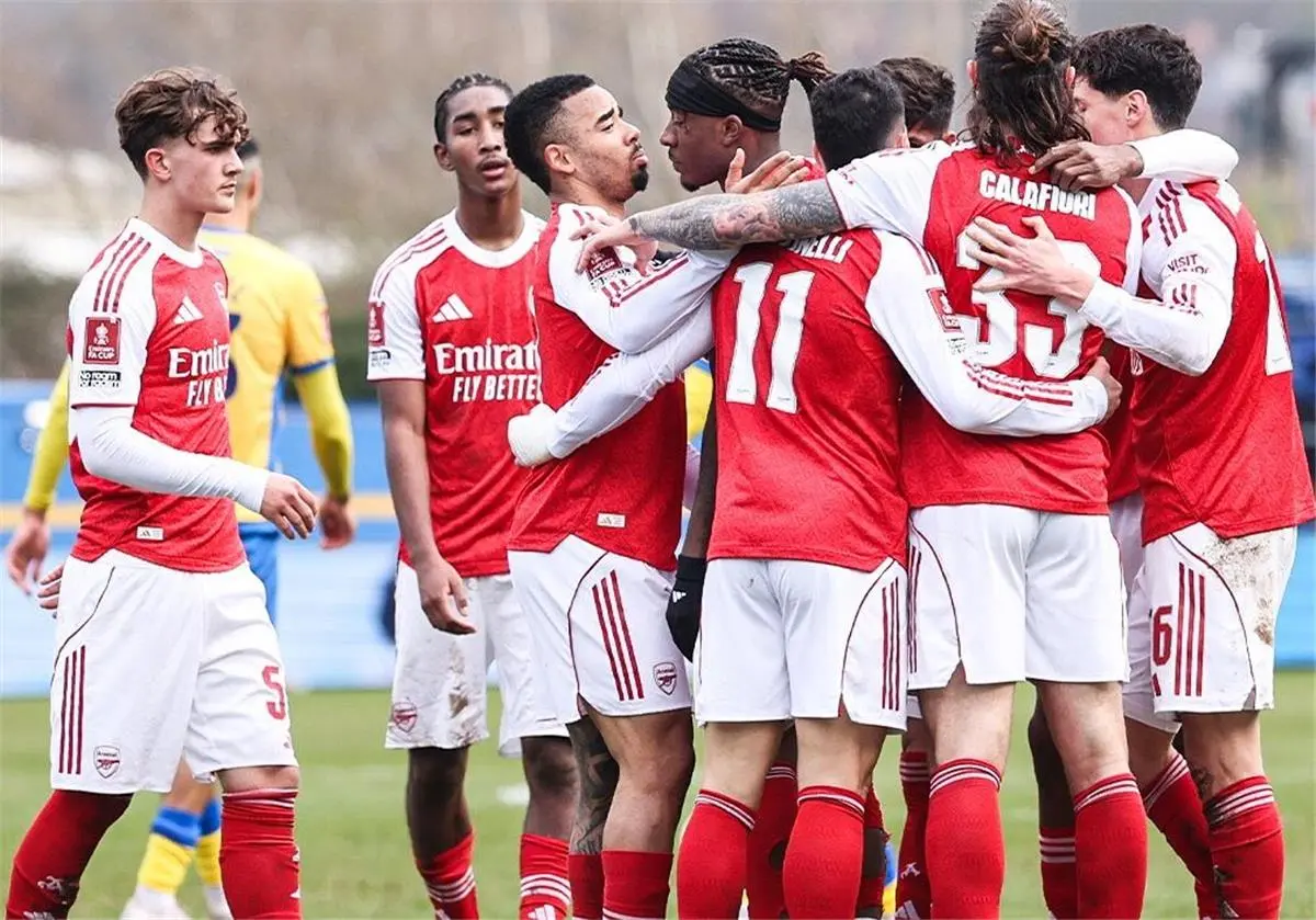 آرسنال يعبر مانسفيلد تاون بصعوبة في كأس الاتحاد الإنجليزي