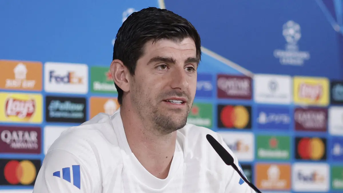 كورتوا: لاعب الريال أصابني بالجنون.. والسيتي سيواجه مصير بنفيكا