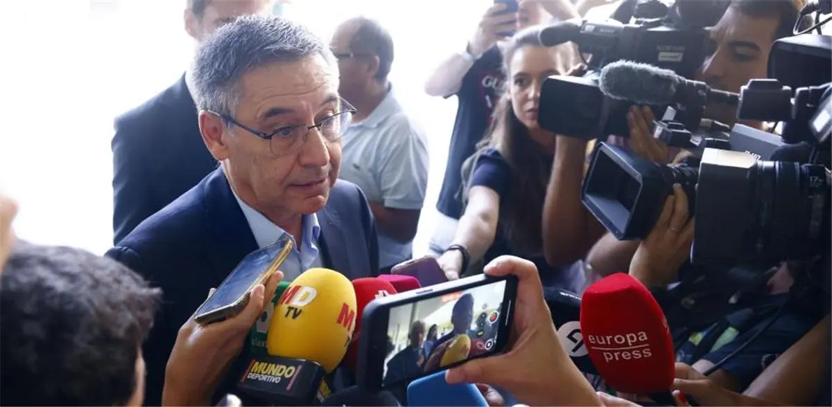 بارتوميو يدافع عن نفسه: لم يختلس أحد من خزينة برشلونة طوال فترة رئاستي