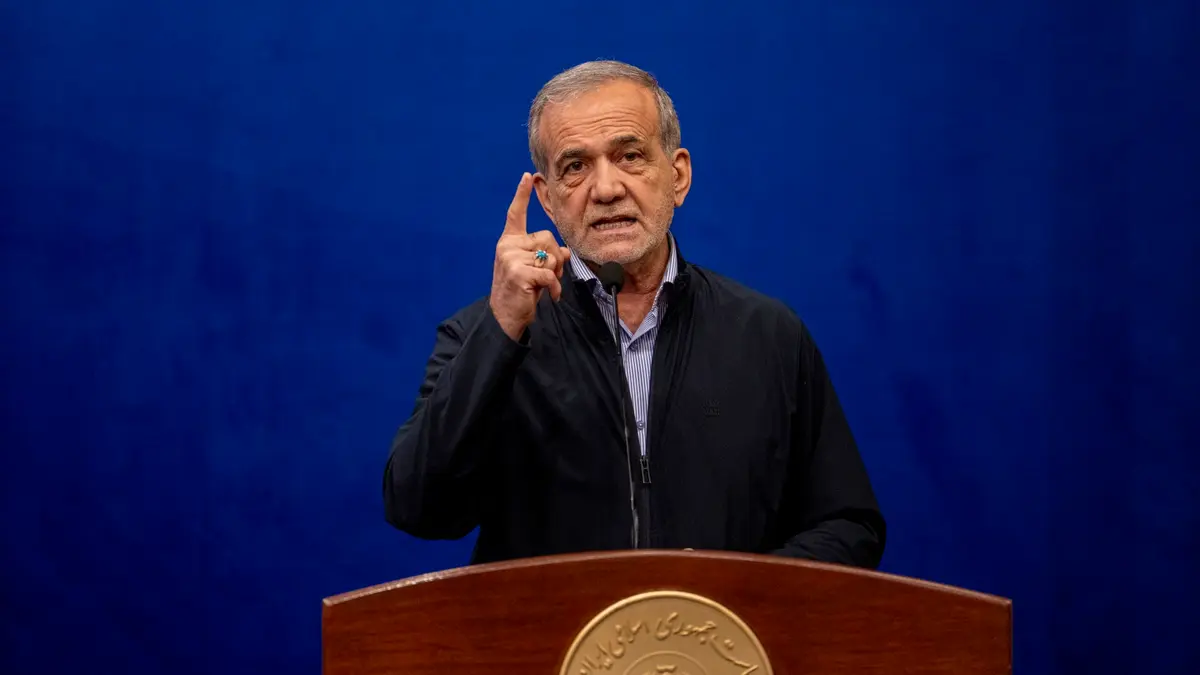 الرئيس الإيراني: طهران لن تستسلم أبدا