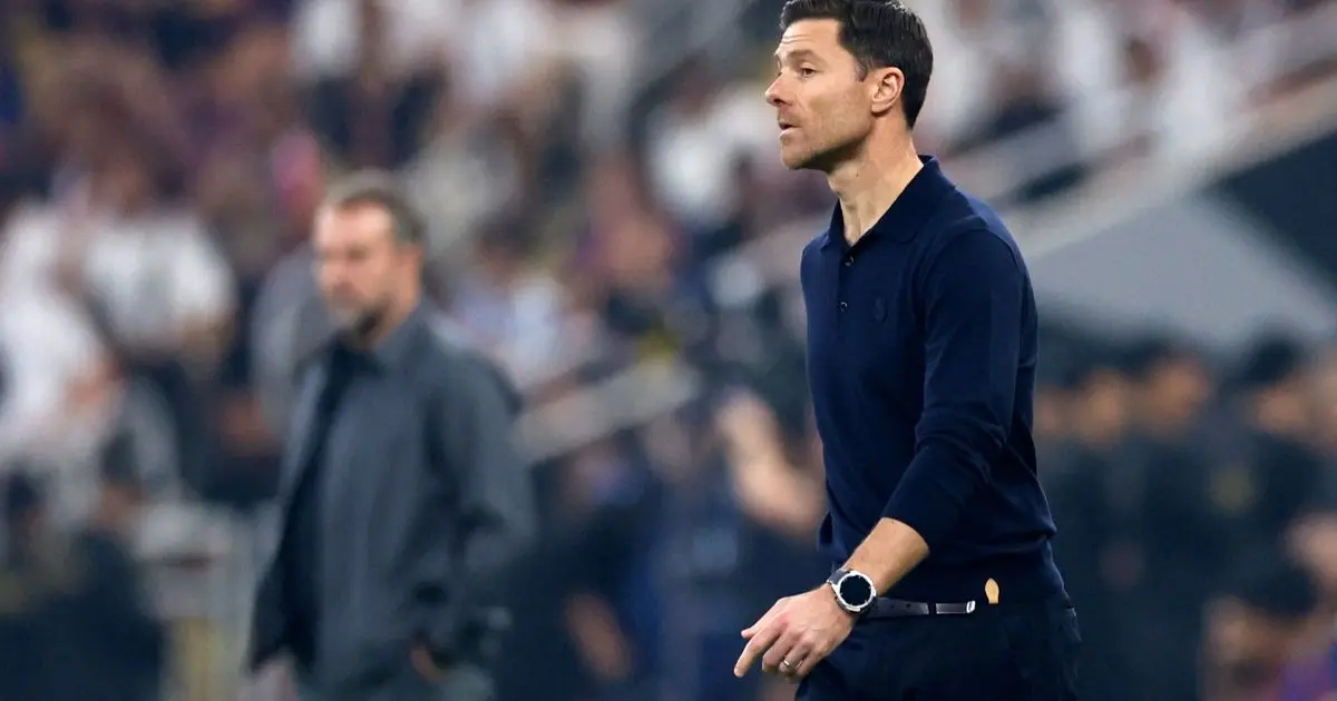 تشابي ألونسو يشترط التعاقد مع 3 لاعبين للموافقة على تدريب ليفربول