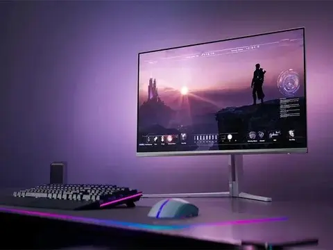 شاشة Evnia 32M2N8900X المخصصة للألعاب من فيليبس تنطلق بتقنية RGB Q-Stripe - التقنية بلا حدود